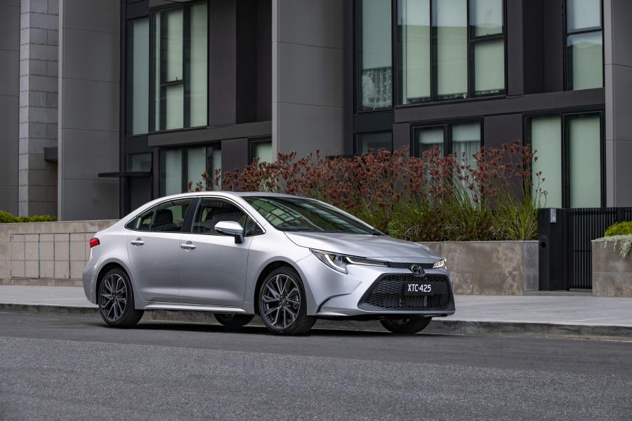 Toyota Corolla ZR Sedan 2019 года  (AU) (фото 1 из 15)